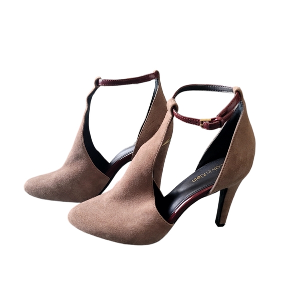 Calvin Klein Suede Cherilyn T-strap Pump - Picture 2 of 10